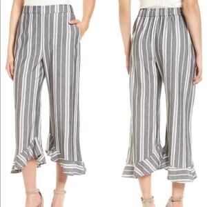 BP. Cropped Pants Asymmetrical Ruffle Hem Gray White Striped Size Medium